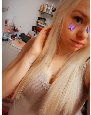 hair, skin, selfie