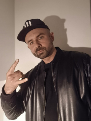 hand, jacket, outerwear, textile, beard, hat, leather