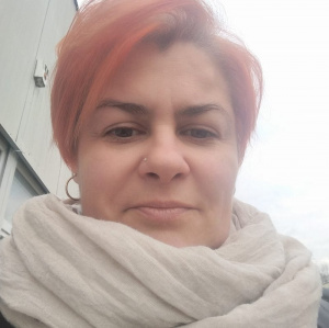skin, selfie