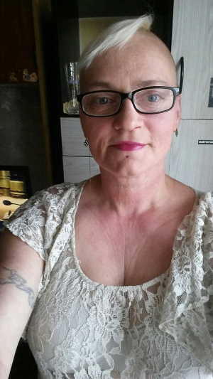 selfie, fun, smile, cool, glasses, dress