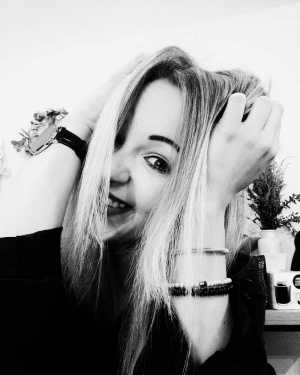 monochrome