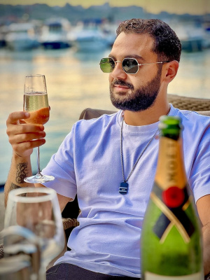 glasses, tableware, alcohol, wine