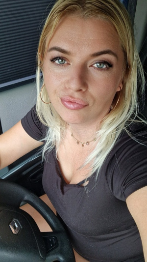 hair, skin, selfie, smile, cool