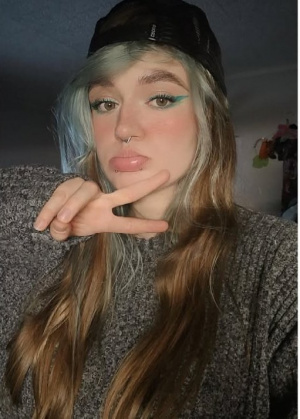 hair, hand
