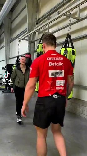 Najładniejsze zdjęcie użytkownika Andrzejtyuuioo - 