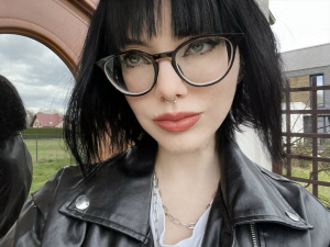 hair, jacket, cool, glasses, sunglasses, bangs, leather