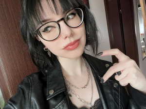 eyelash, hair, hand, jacket, cool, glasses, bangs