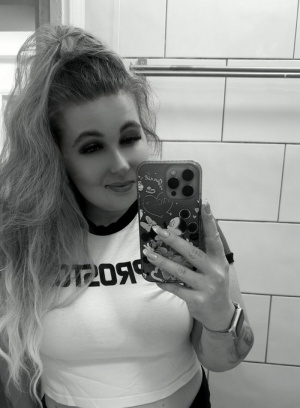 hand, selfie, cool, monochrome