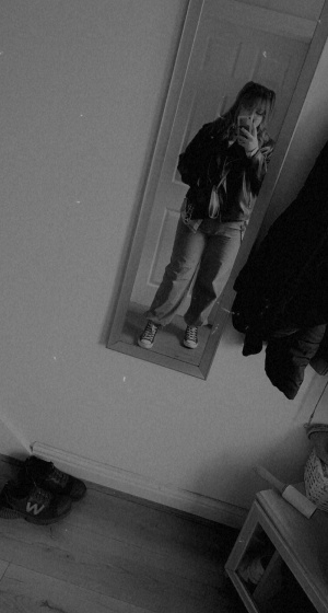 monochrome, room