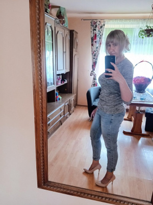jeans, room, chair