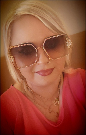 skin, selfie, fun, smile, cool, glasses, sunglasses, goggles