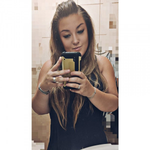 skin, selfie