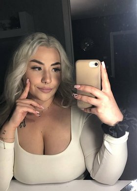 Foto pengguna Monikkka98 (Perempuan), Katowice