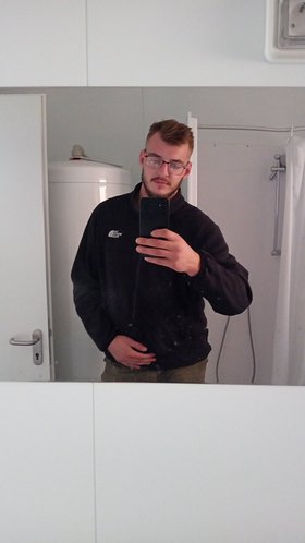 Foto pengguna amberek450123 (Laki-laki), Barsbüttel