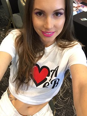 Najładniejsze zdjęcie użytkownika aliciahannah862 - 