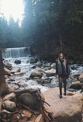 Photos Cyytrna (Woman), Dobra