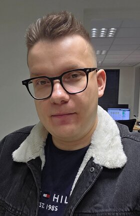 Photos niacynamidwmx (Man), Dołuje