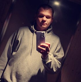 Photos dawaj823 (Man), Radom