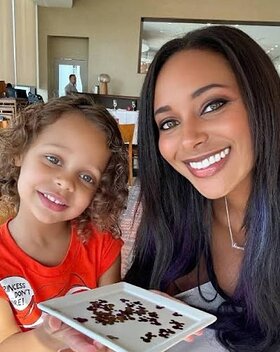 Najładniejsze zdjęcie użytkownika Britneyjune373 - 