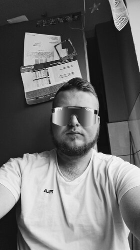 Zdjęcie użytkownika TomekPoplawski (Mężczyzna), Brzeg