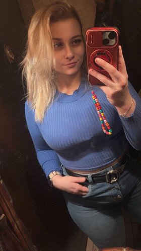 Фото користувача sosenka1777 (Жінка), Konin