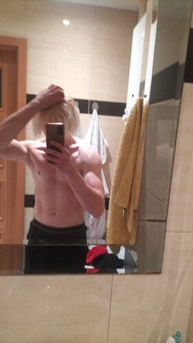 Najładniejsze zdjęcie użytkownika xr4yskull - 