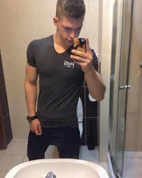 Najładniejsze zdjęcie użytkownika Adam1990a - 