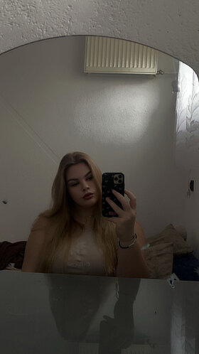 Najładniejsze zdjęcie użytkownika Amelkaaa77 - 