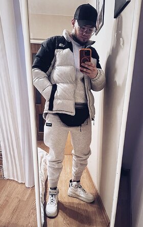 Fotos PaleGeesy (Hombre), Wieluń