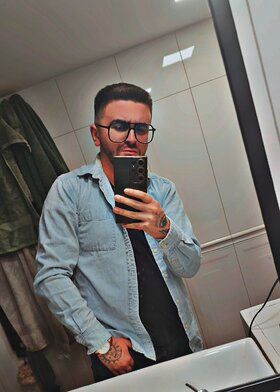 Foto pengguna panthomson (Laki-laki), Kargowa