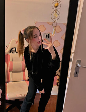 Najładniejsze zdjęcie użytkownika Karmell19 - 