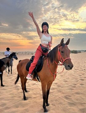 Zdjęcie użytkownika marnunderwood627 (Kobieta), Athens