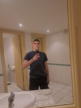 Foto pengguna wwiktorr58 (Laki-laki), Bytom