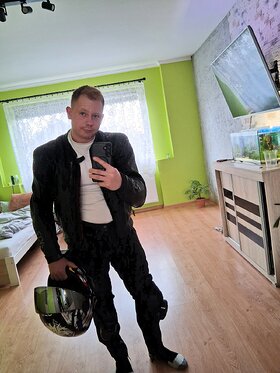 Zdjęcie użytkownika Raafik325 (Mężczyzna), Świerklany Górne