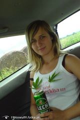 Foto pengguna 19Honey89
