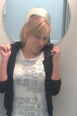 Foto pengguna 1615kWiAtUsZeK1615