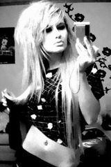 Foto pengguna Moniaa00016