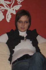 na legend czsto okradaj osoby starsze i samotnie mieszkajce. ofiar zodziei pada okoo 90-letnia mieszkanka Zotego Stoku. - Okoo godz. 13.30 do jej mieszkania zapukay dwie kobiety z prob o udzielenie Stracia yciowe oszczdnoci i biuteri, Zoty Stok - Express