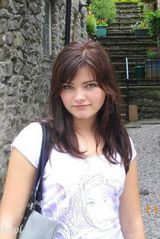 Foto pengguna mooniaa1989