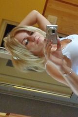 Foto pengguna Moniita