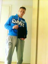 Foto pengguna kamil3runxx