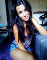 Foto pengguna LoveisTrue23