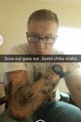 Photos Adriansingle2