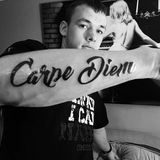 Foto pengguna RobertZw