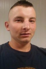 Foto pengguna Alliii