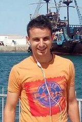 Foto pengguna YahiaH