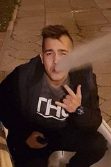 Foto pengguna RozCzAroWaNy