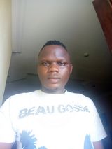 Foto pengguna olajide