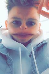 Foto pengguna AdrianBeska