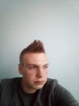 Foto pengguna Karolek7895